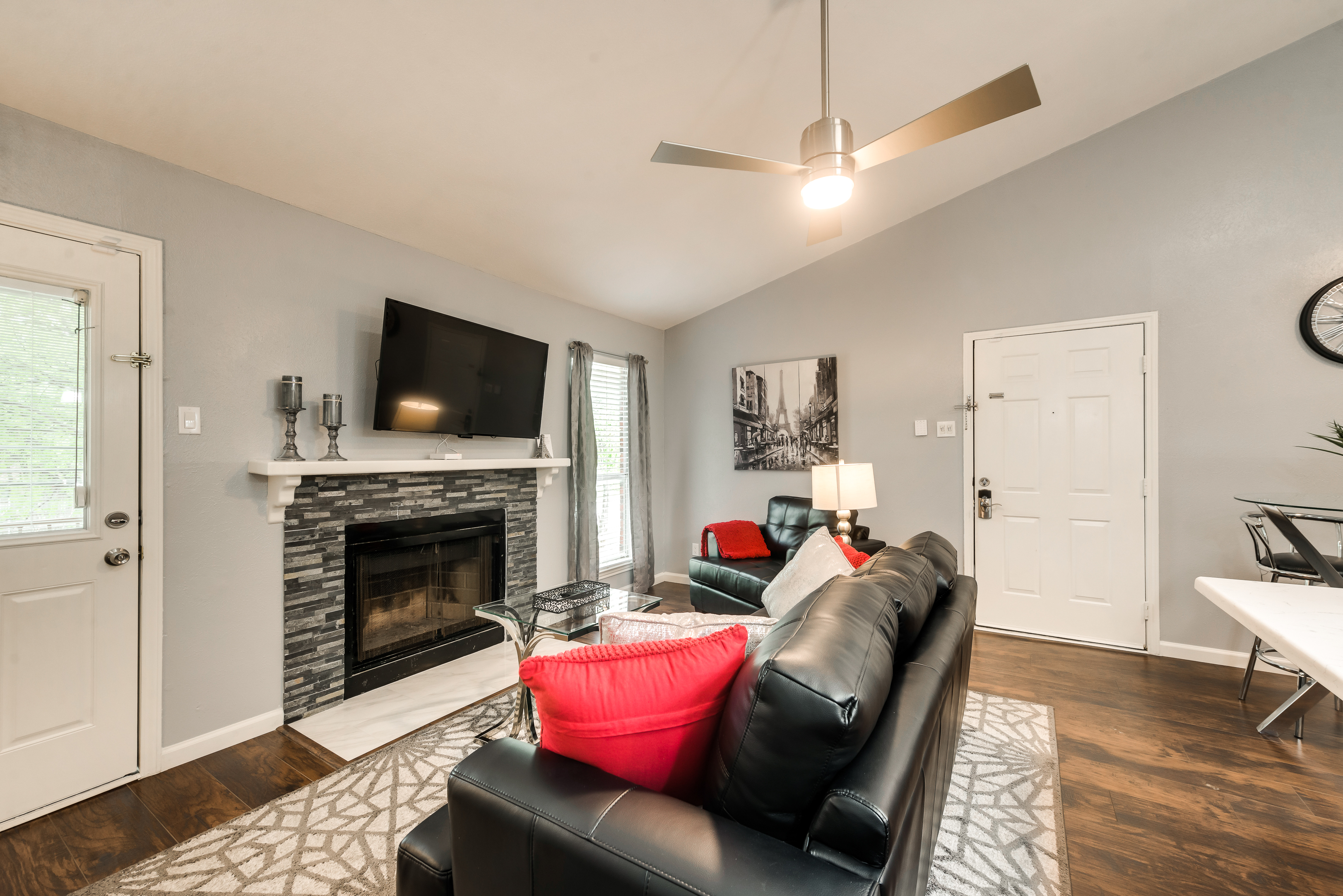 I54-1 - Apt|Patio|11mi to Convention Ctr|Sleeps 2 | Photo 10