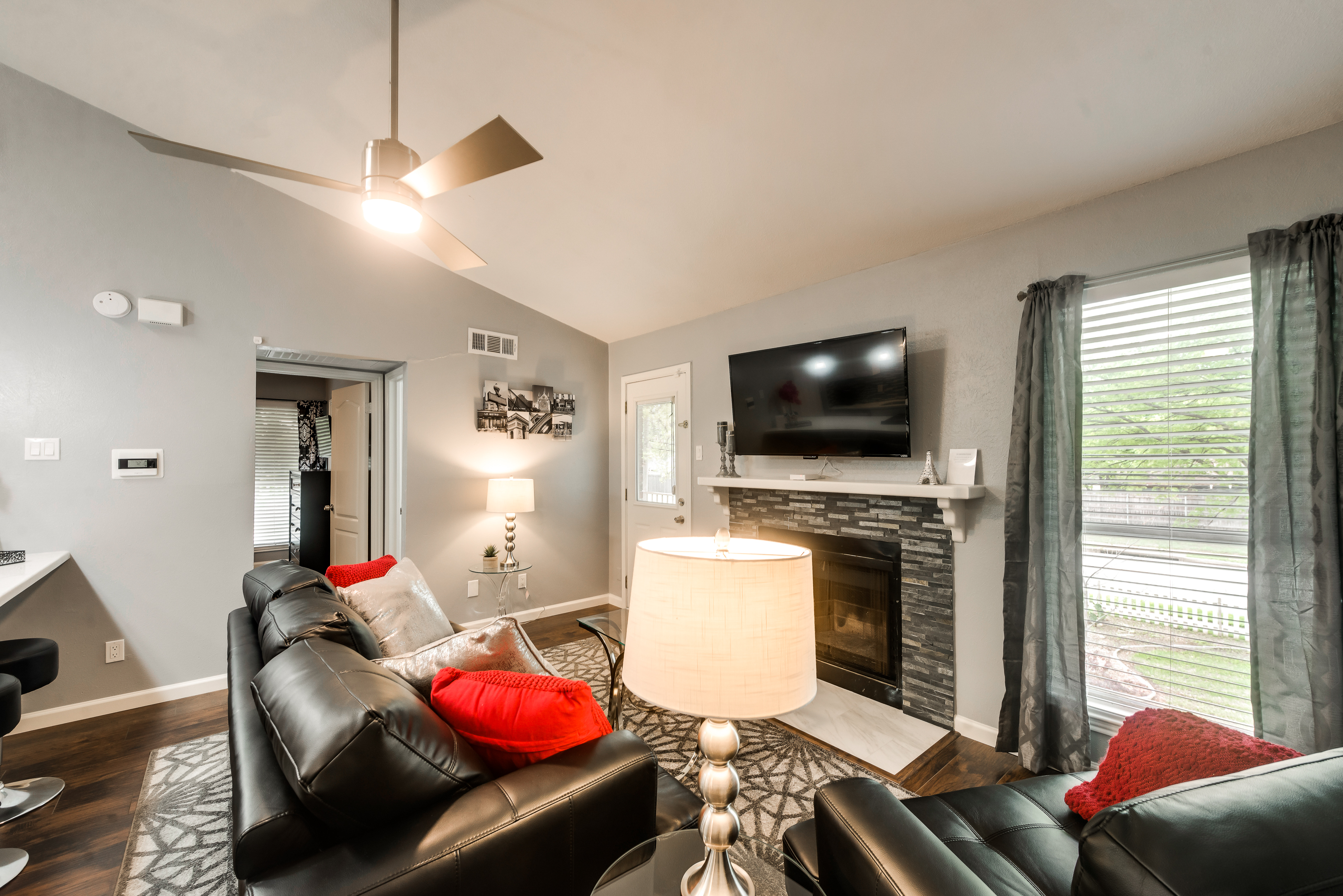 I54-1 - Apt|Patio|11mi to Convention Ctr|Sleeps 2 | Photo 13