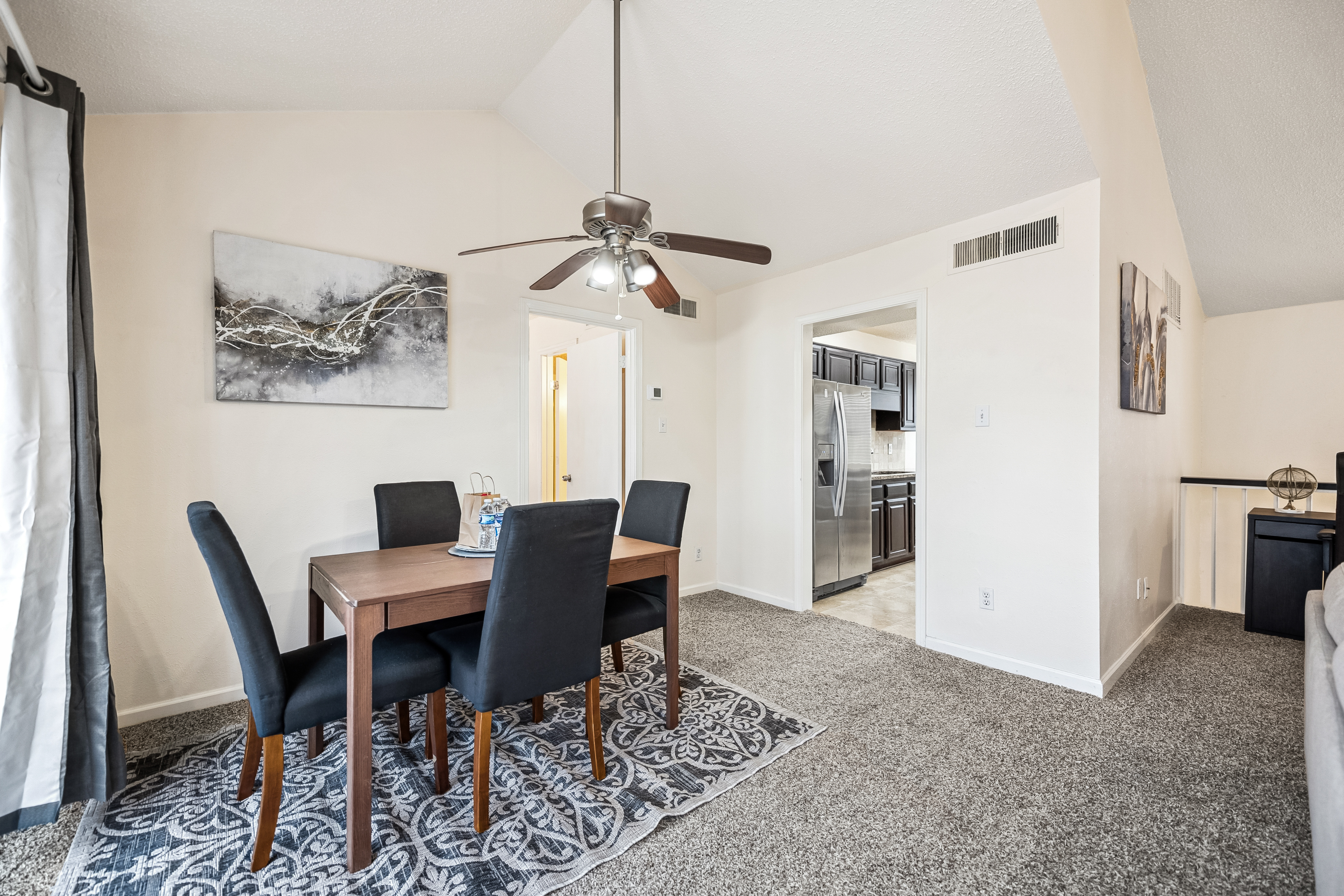 i655 - Apt|Yard|9mi to Fair Park|Sleeps 4 | Photo 7
