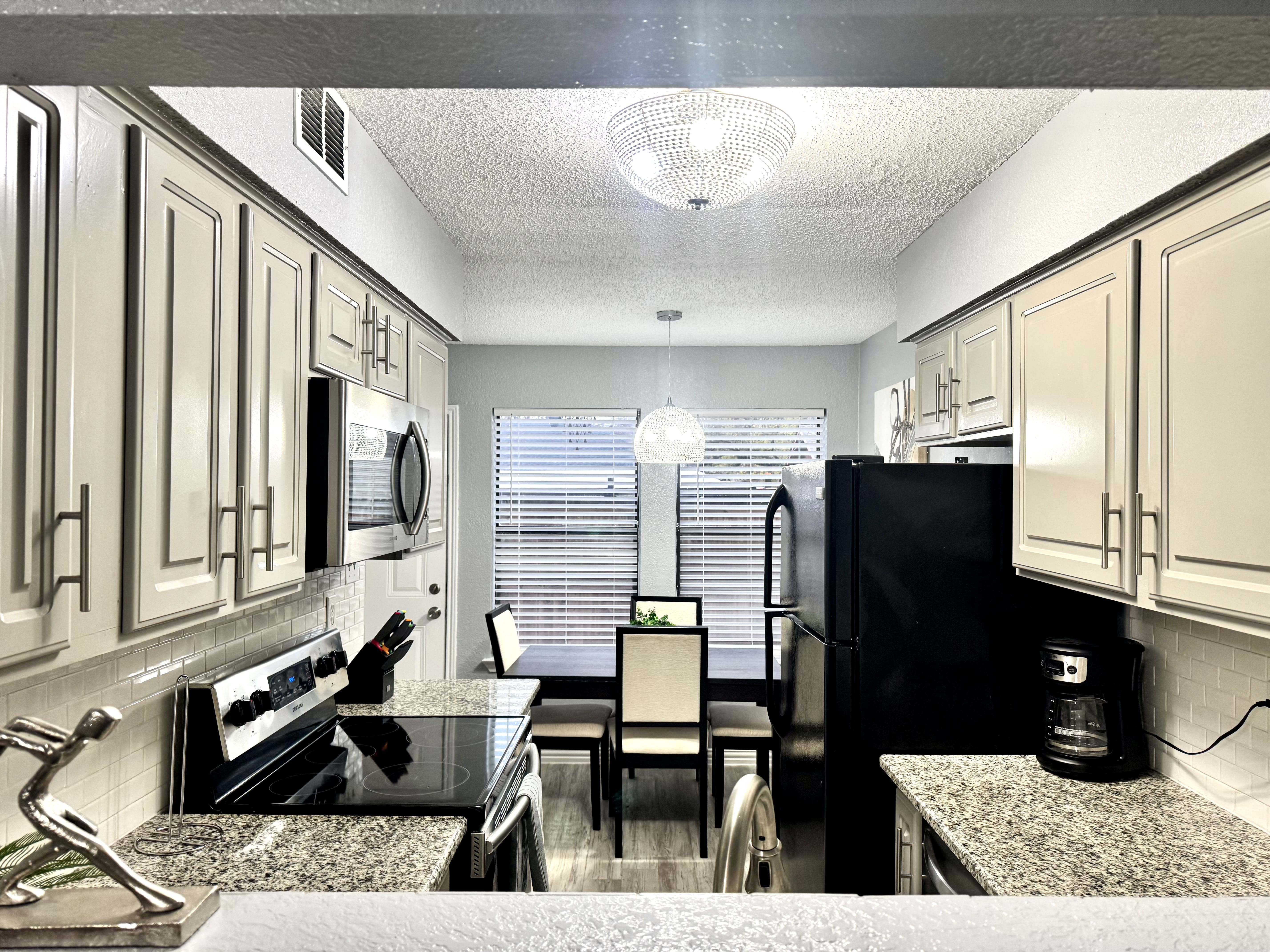 i841 - Apt|Yard|11mi to Fair Park|Sleeps 4 | Photo 17