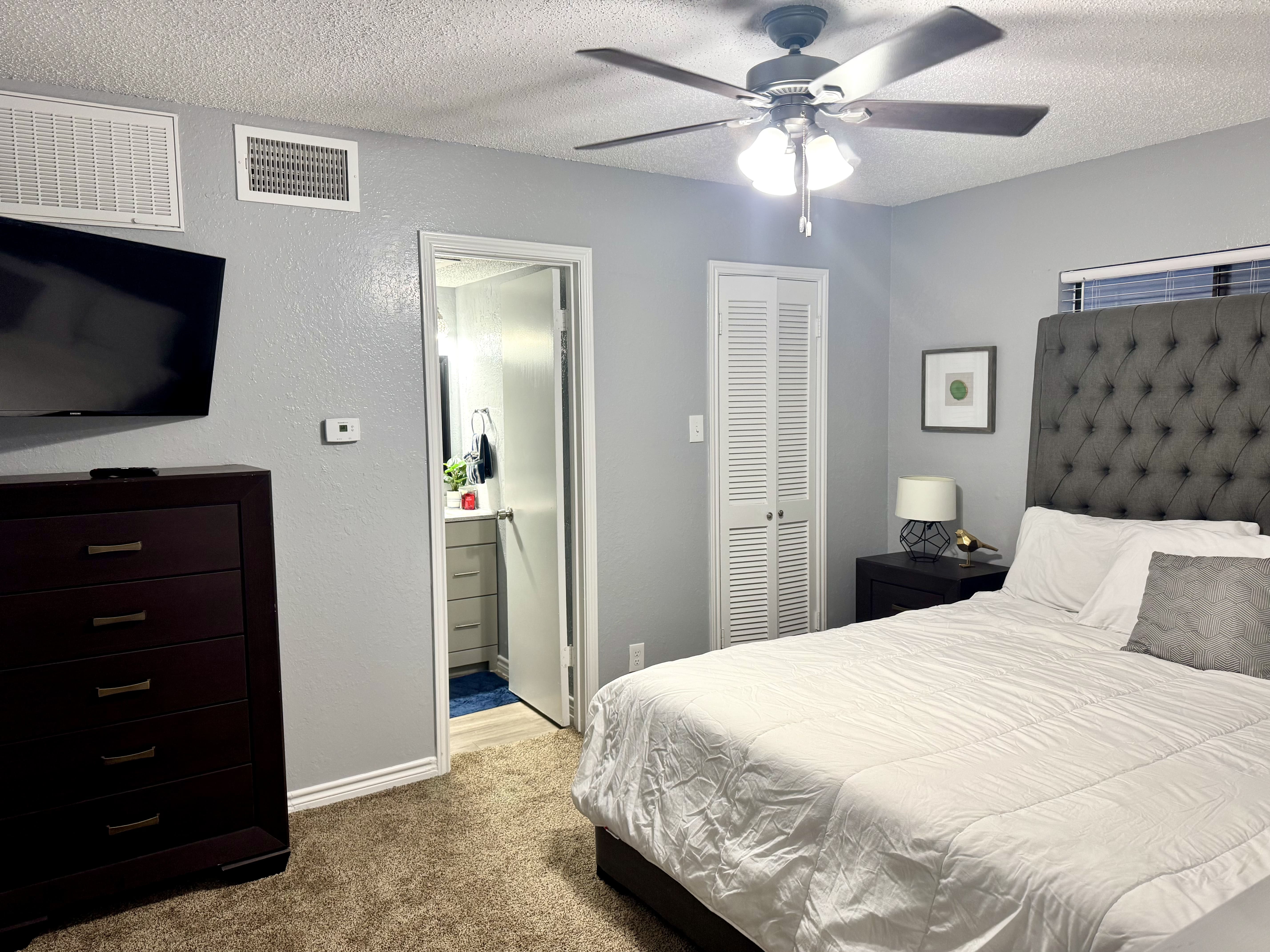 i841 - Apt|Yard|11mi to Fair Park|Sleeps 4 | Photo 12