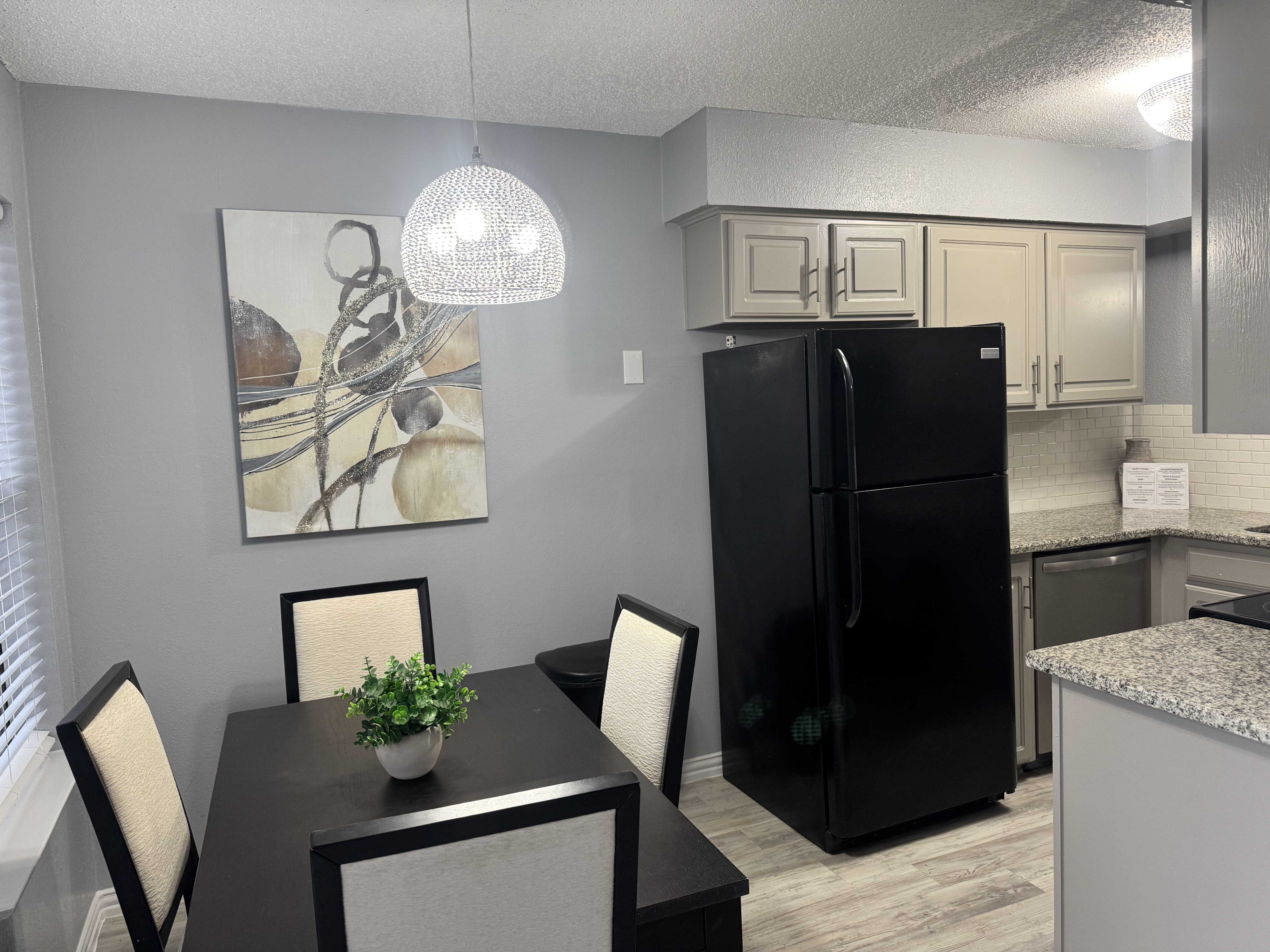 i841 - Apt|Yard|11mi to Fair Park|Sleeps 4 | Photo 7