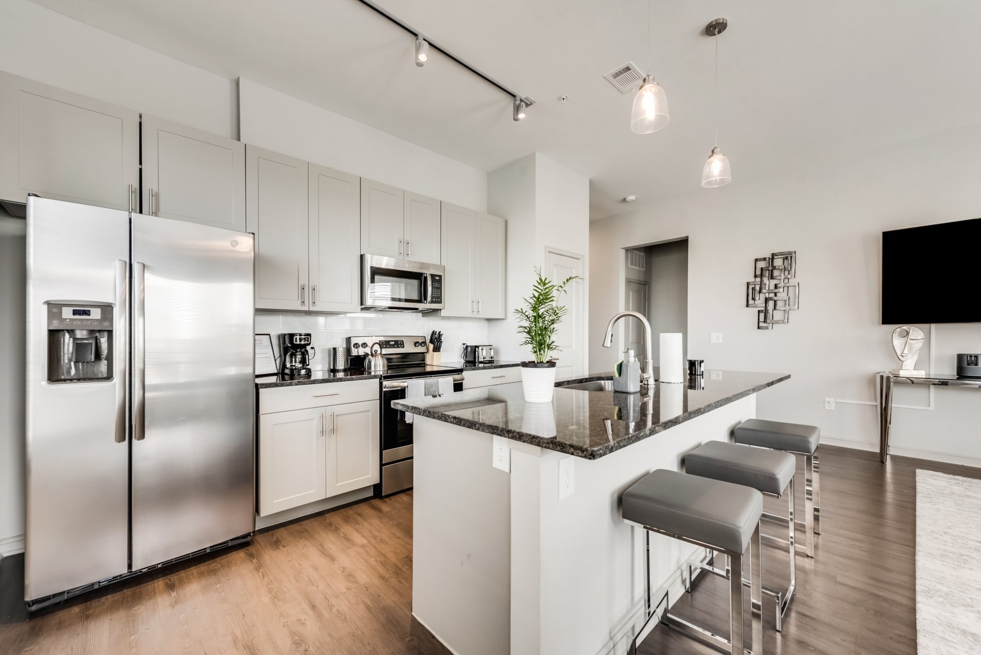LC058-3 - Home|Yard|8mi to Fair Park|Sleeps 6 | Photo 3