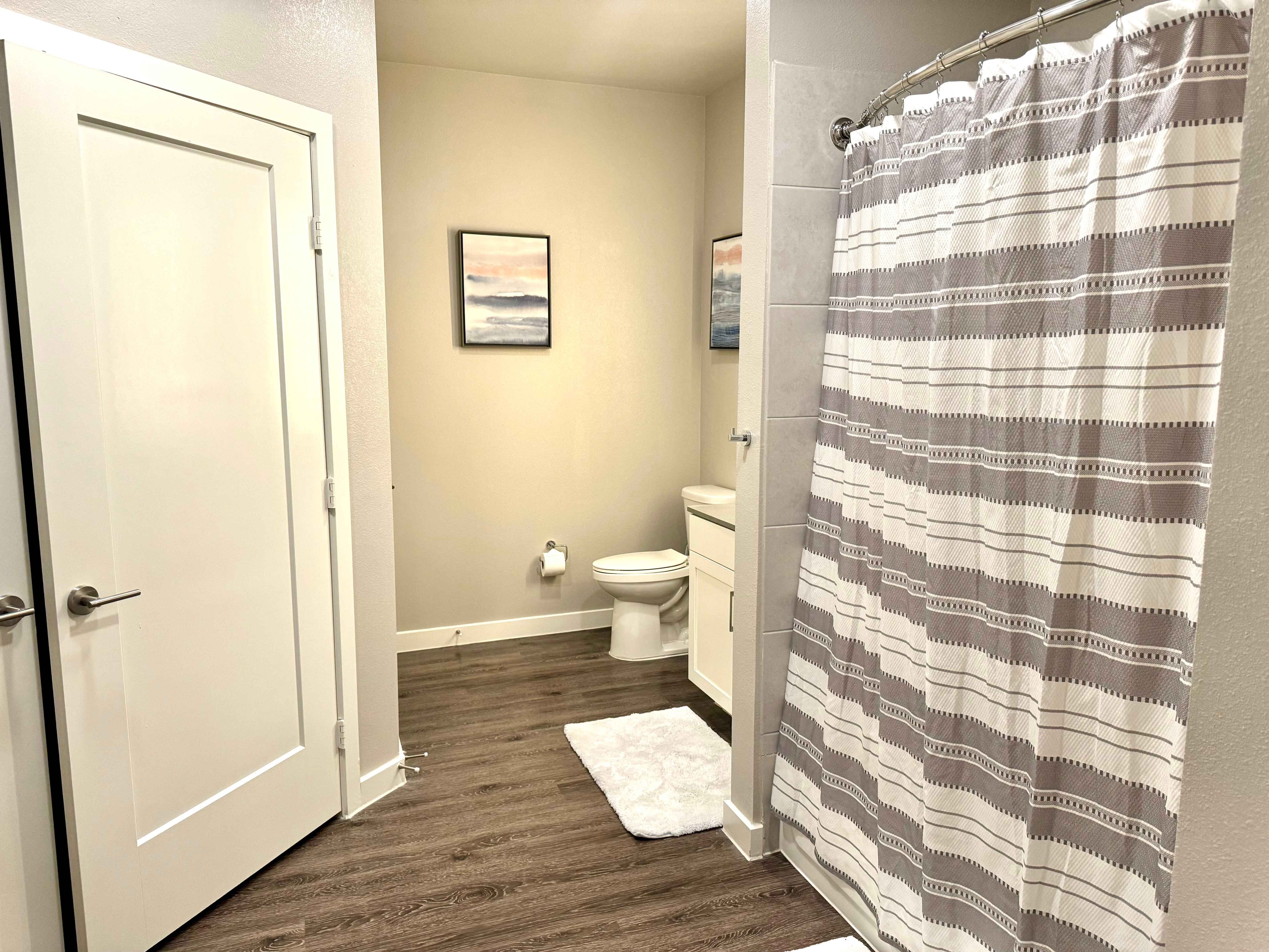 MCK104 - Apt|Patio|15mi to Toyota Stadium|Sleeps 2 | Photo 18