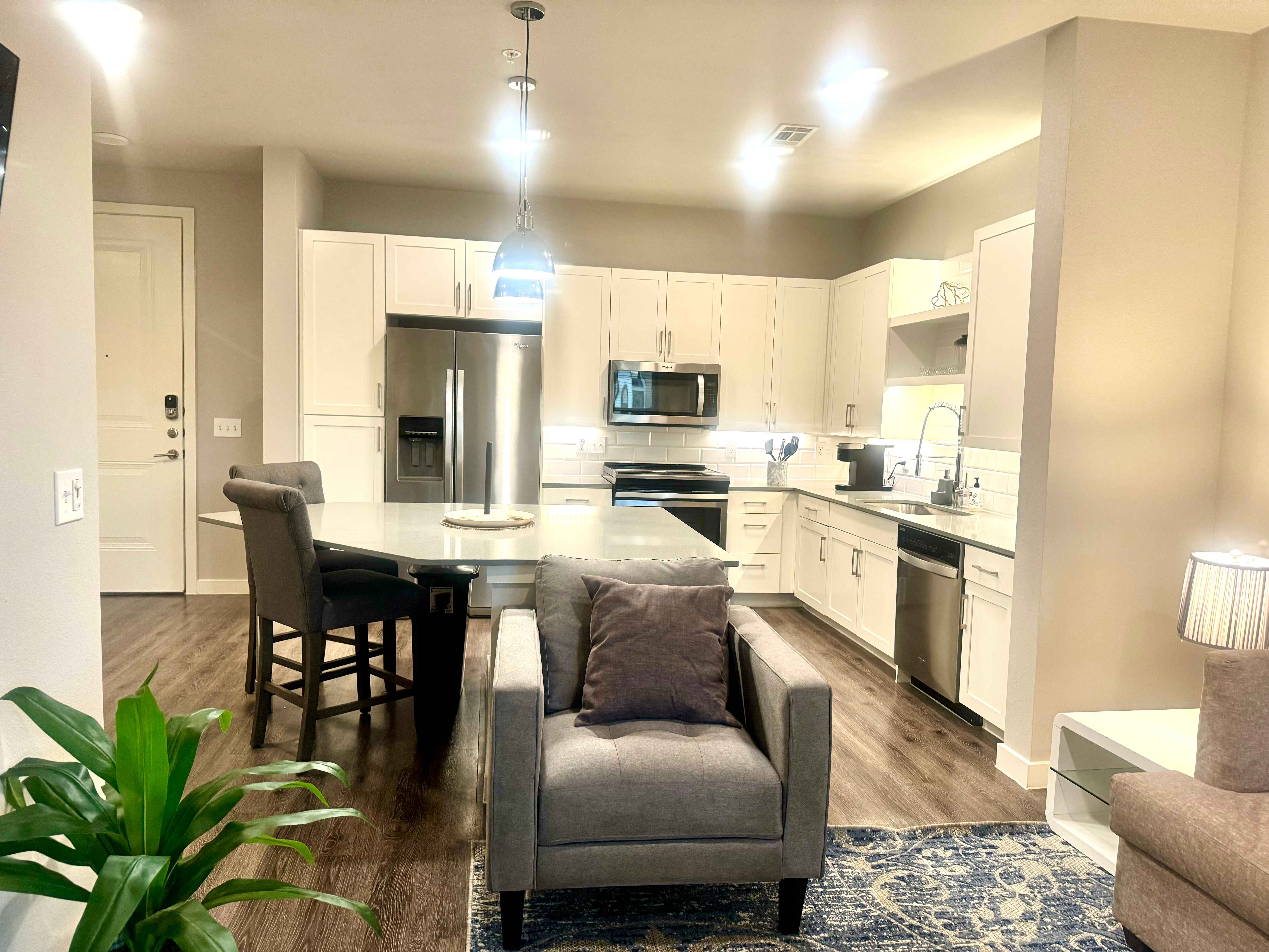 MCK104 - Apt|Patio|15mi to Toyota Stadium|Sleeps 2 | Photo 8