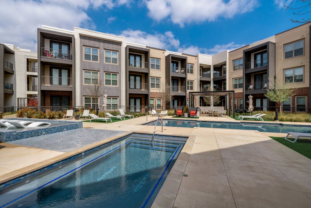 MCK203 - Apt|Patio|15mi to Toyota Stadium|Sleeps 4 | Photo 8