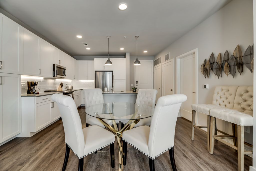 MCK203 - Apt|Patio|15mi to Toyota Stadium|Sleeps 4 | Photo 10