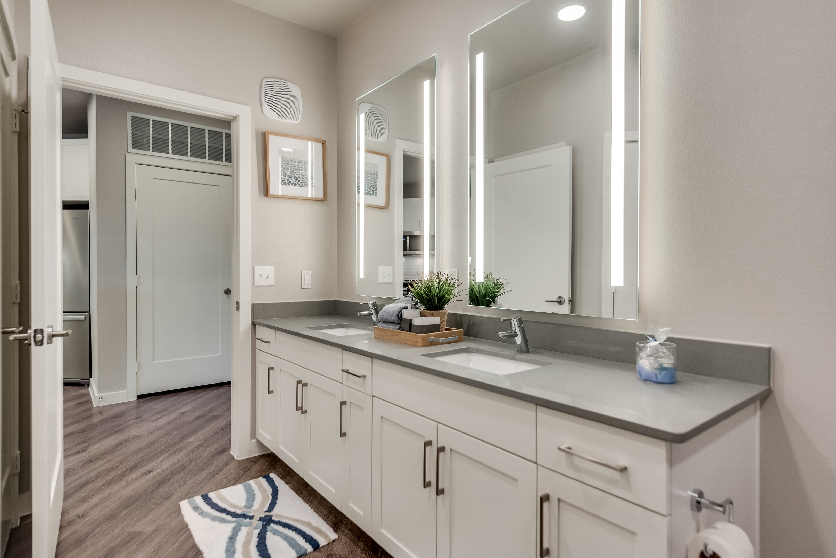 MCK228 - Apt|Patio|15mi to Toyota Stadium|Sleeps 2 | Photo 15