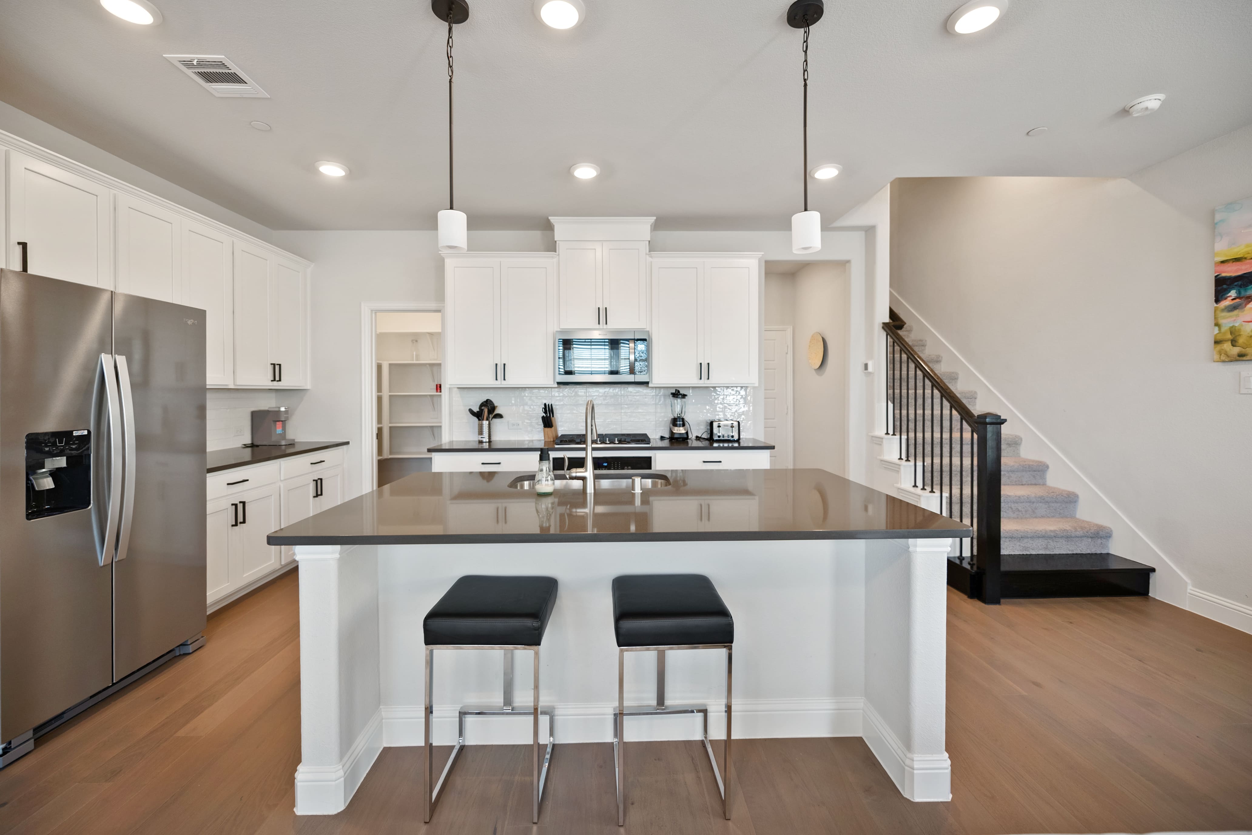 PL088 - Home|Yard|16mi to Convention Ctr|Sleeps 8 | Photo 11