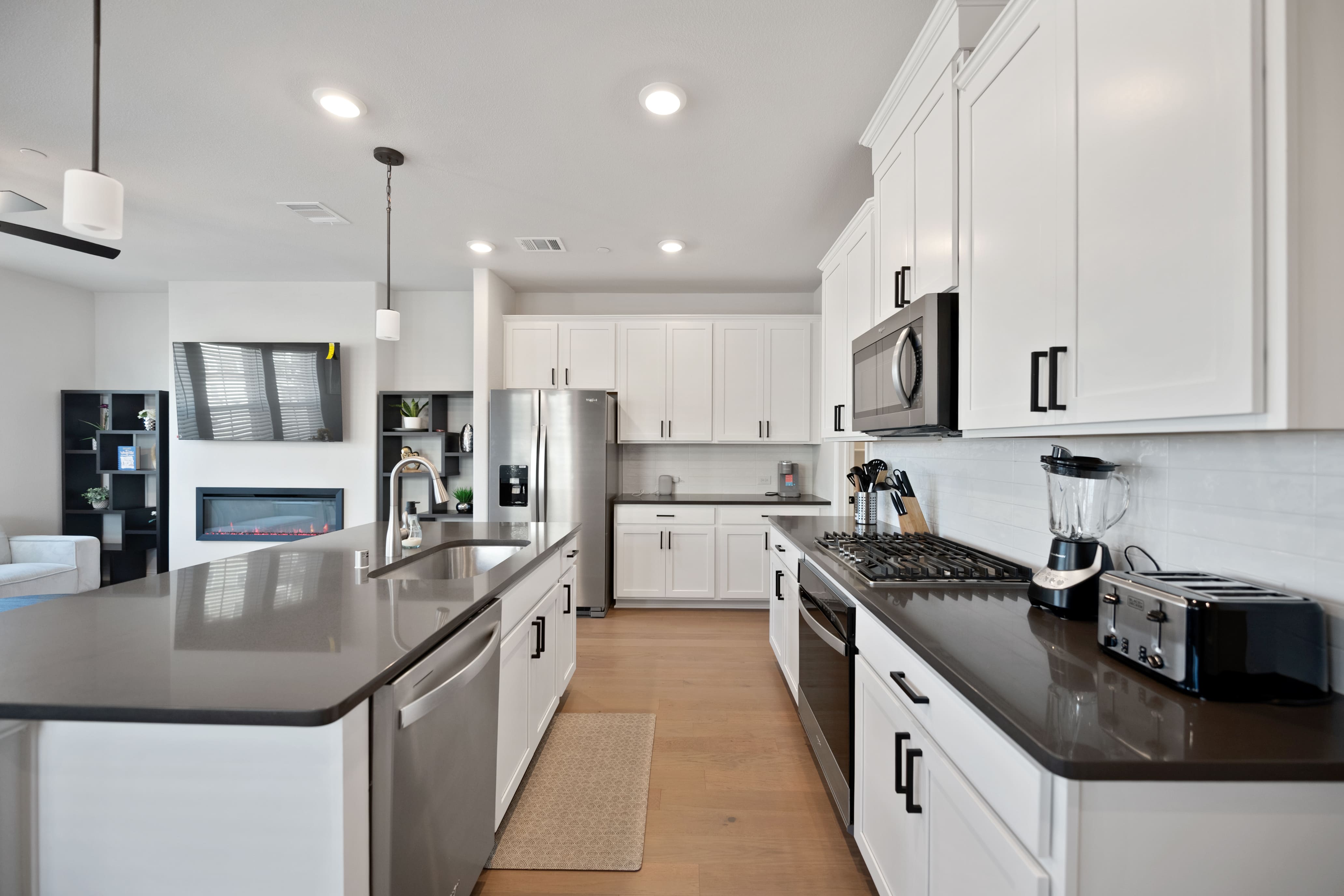 PL088 - Home|Yard|16mi to Convention Ctr|Sleeps 8 | Photo 14