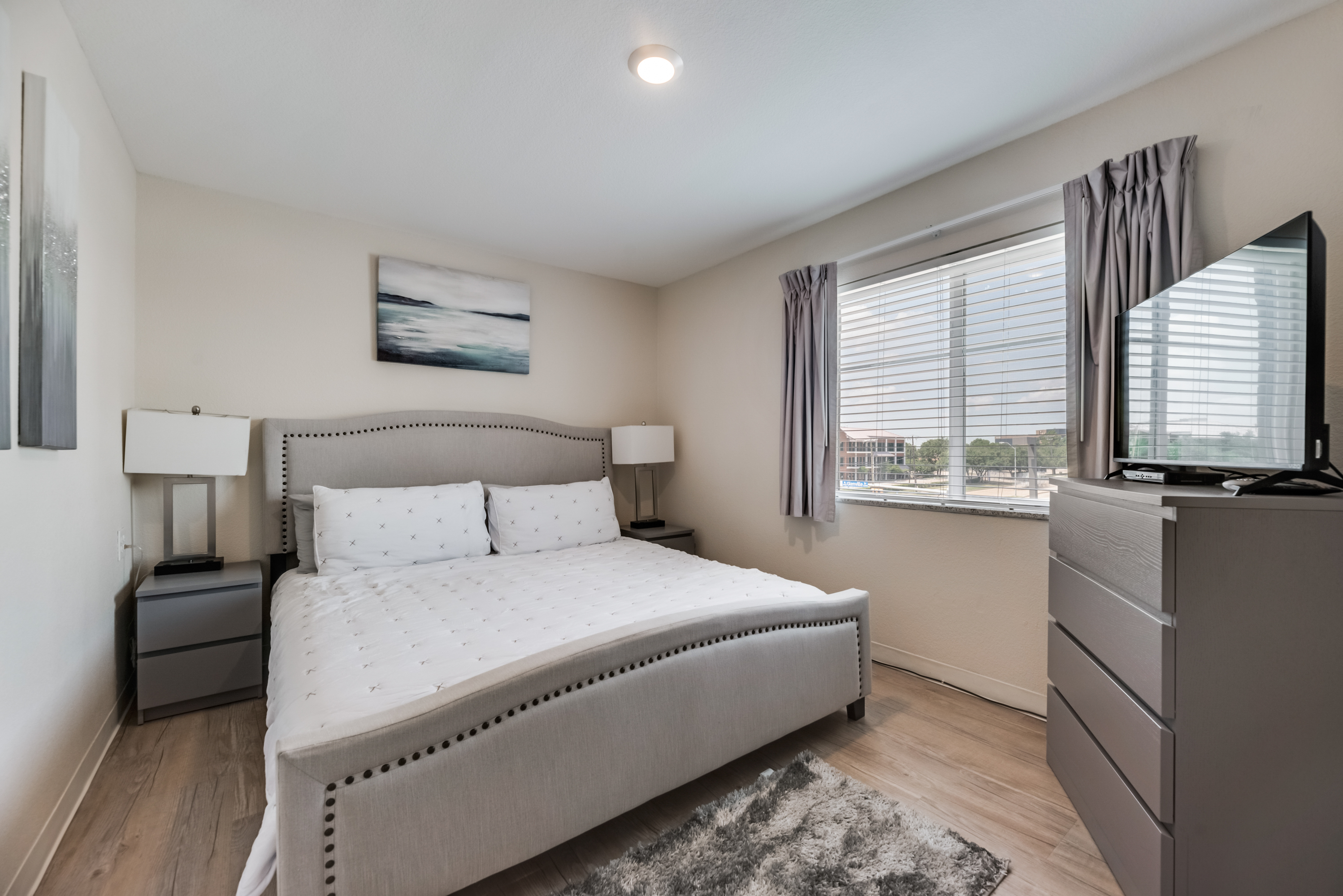 RD402 - Home|Yard|12mi to Convention Ctr|Sleeps 6 | Photo 10