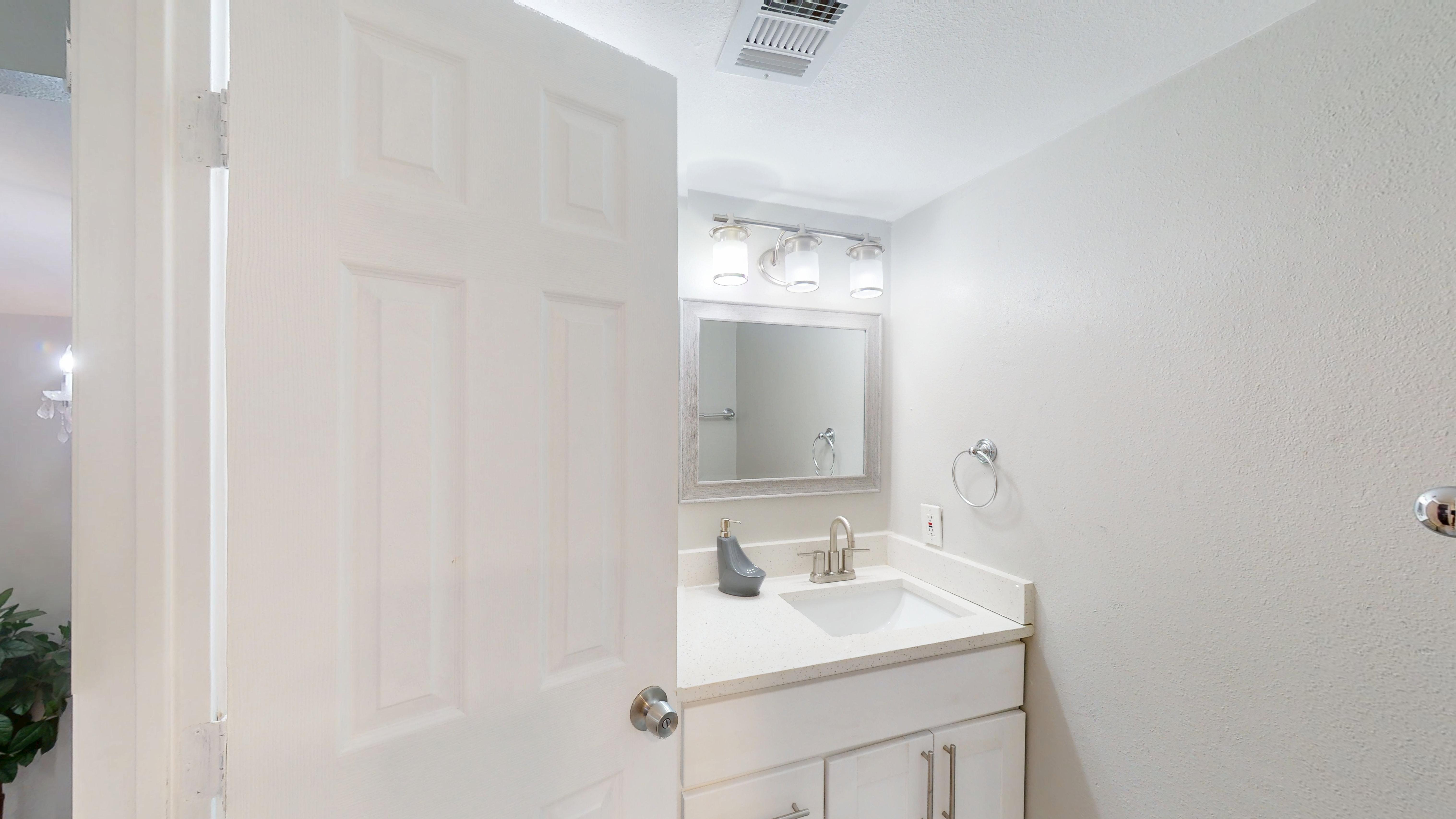 GP78B - Condo|Yard|4mi to AT&T Stadium|Sleeps 6 | Photo 24