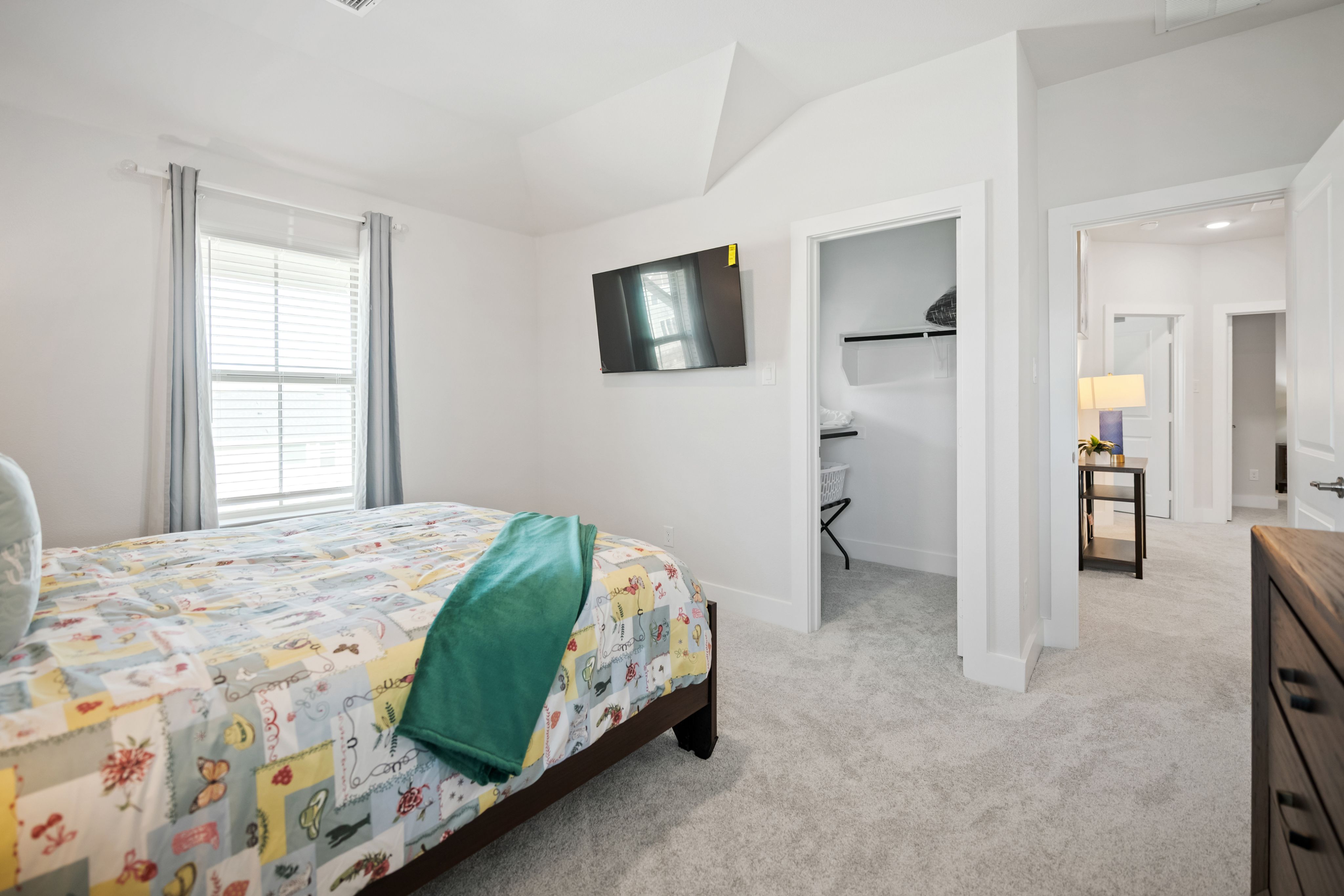 MCK716 - Home|Yard|16mi to Toyota Stadium|Sleeps 8 | Photo 33