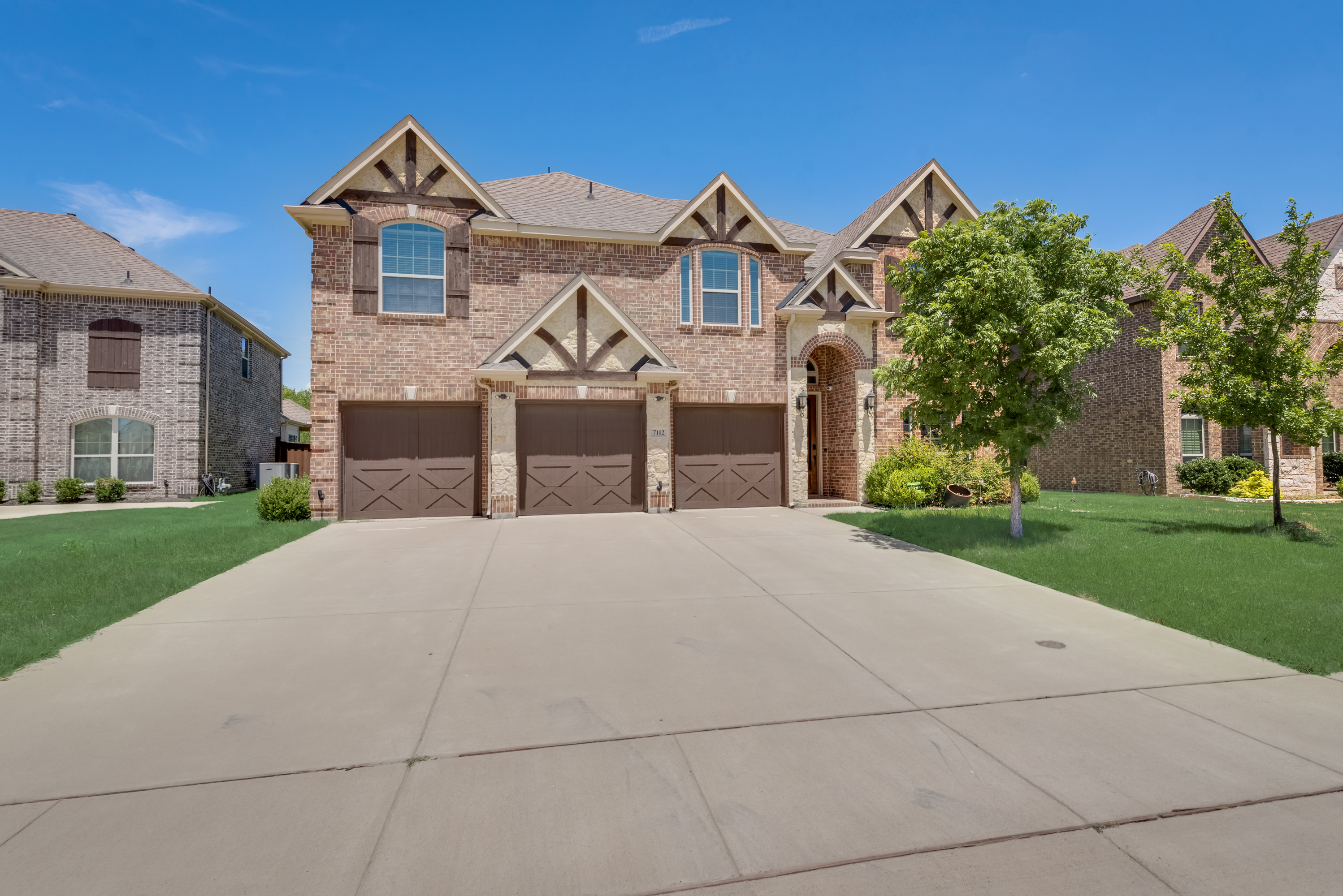 GP12 - Luxury 5BD/4BA Mira Lagos home in G Prairie