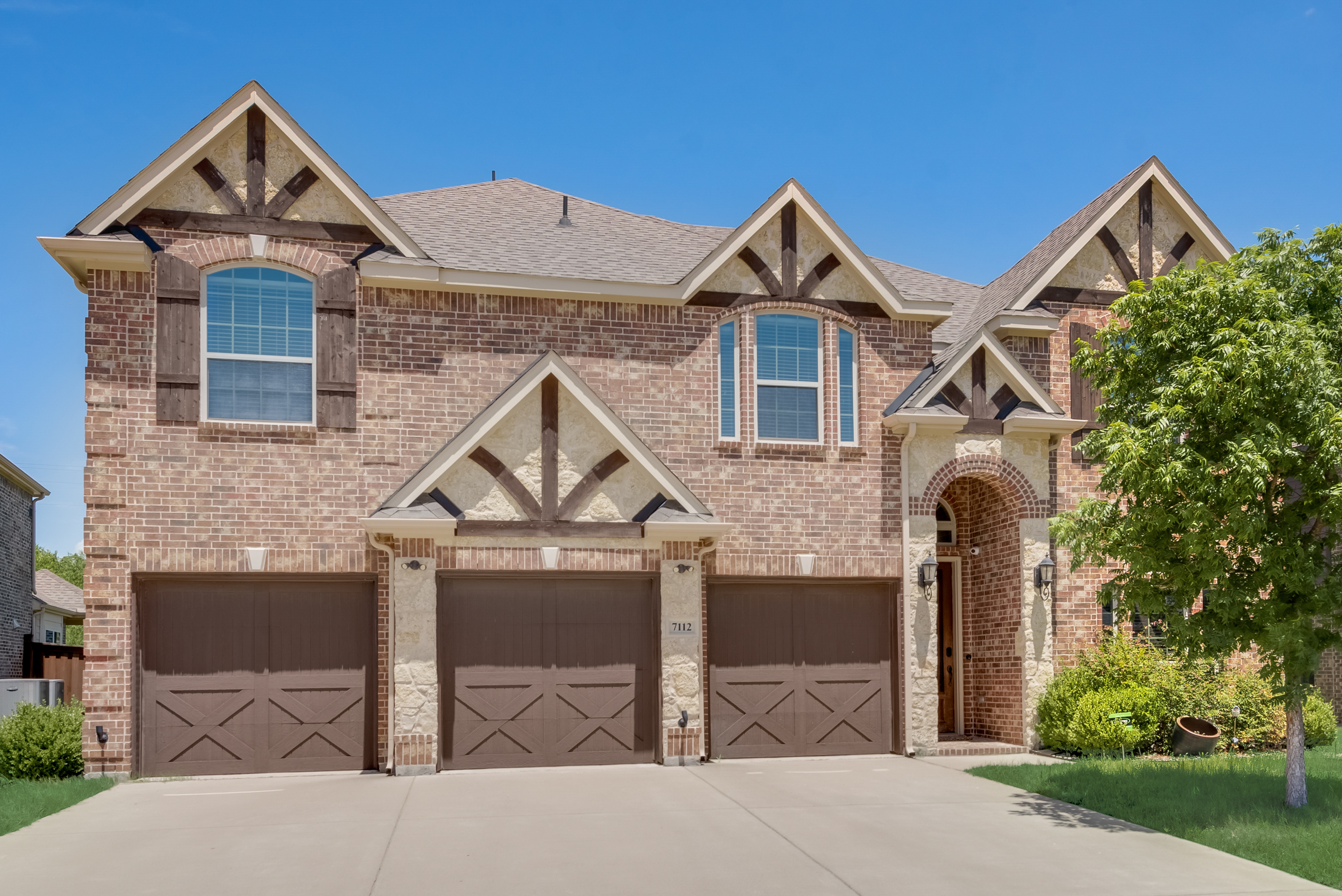 GP12 - Luxury 5BD/4BA Mira Lagos home in G Prairie | Photo 17