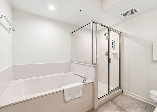 Ashworth 104 - Oceanfront-Ocean Drive Section 17