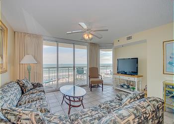 Crescent Shores N - 304 - Ocean Front-Crescent Beach Section, a Vacation Rental in Myrtle Beach