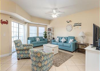 Pier Watch II 103 - 2nd Row - Large Condo - Cherry Grove Section, a Vacation Rental in Myrtle Beach