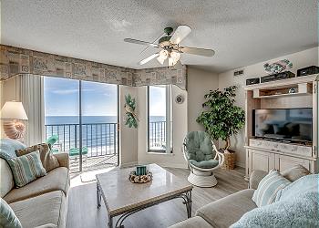 Beach Club I 8E - Oceanfront - Windy Hill Section, a Vacation Rental in Myrtle Beach