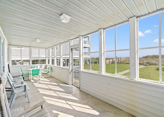 Barnett House Bottom - Oceanfront - Windy Hill Section 6