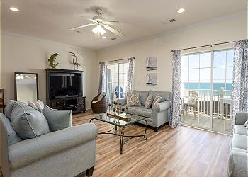 Cherry Grove Villas 402 - 2nd Row -Cherry Grove Section, a Vacation Rental in Myrtle Beach