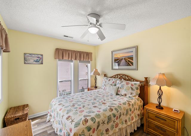 Perrin Place C - 3rd Row - Ocean Drive Section 16