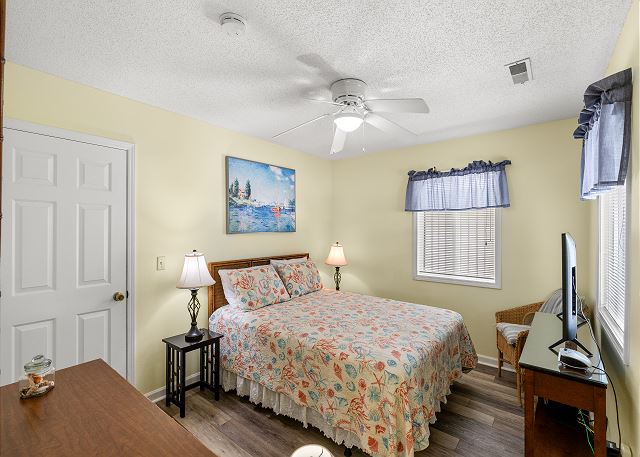 Perrin Place C - 3rd Row - Ocean Drive Section 7