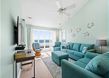 Tradewinds 3B - Oceanfront - Windy Hill Section, a Vacation Rental in Myrtle Beach