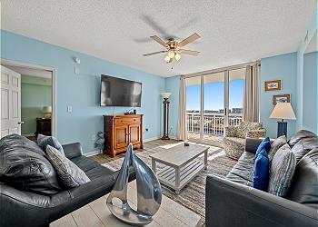Barefoot Resort - North Tower 1302- Windy Hill, a Vacation Rental in Myrtle Beach