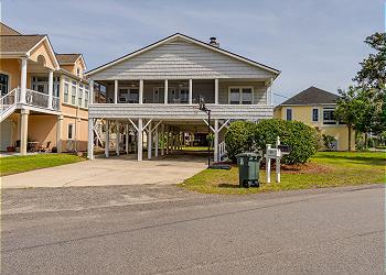 Slow M'Ocean - 3rd Row - Windy Hill Section, a Vacation Rental in Myrtle Beach