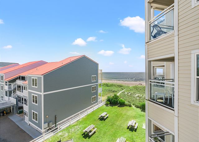 A Place At The Beach WH 301 - Ocean View - Windy Hill Section 4