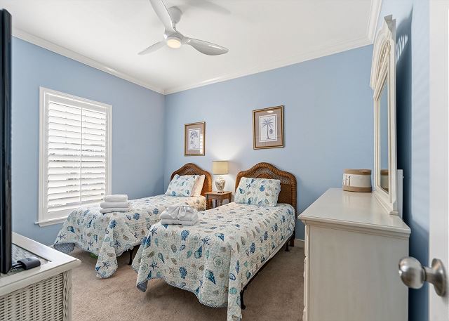 Antigua Breeze - 3rd Row - Windy Hill Section 18