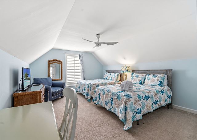 Antigua Breeze - 3rd Row - Windy Hill Section 23