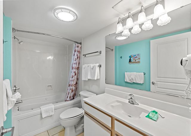 Bay Watch Resort M 1811-Oceanfront-Crescent Beach 13