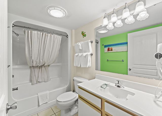 Bay Watch Resort M 1811-Oceanfront-Crescent Beach 16