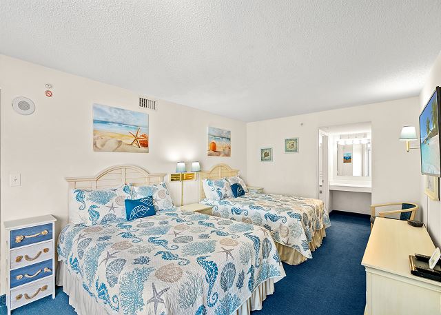 Bay Watch Resort M 1811-Oceanfront-Crescent Beach 8