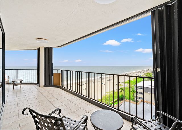 Private Oceanfront Balcony