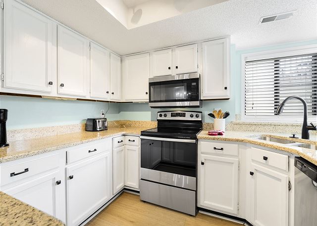 Perrin Place J - 3rd Row - Ocean Drive Section 9