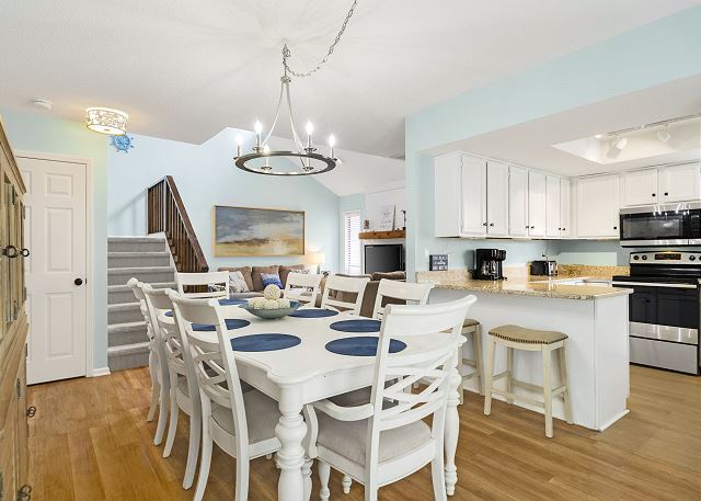 Perrin Place J - 3rd Row - Ocean Drive Section 7