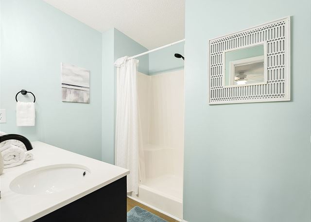 Perrin Place J - 3rd Row - Ocean Drive Section 20