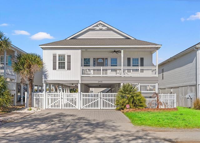 Chef's Nest - 3rd Row - Cherry Grove Section