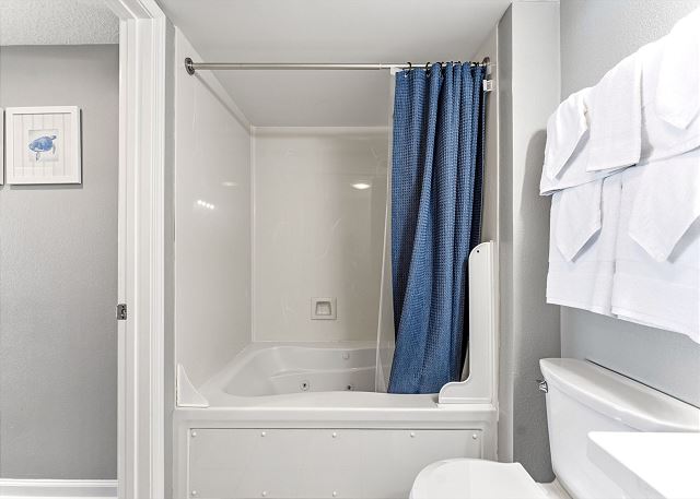 Bay Watch Resort M. 1012-Oceanfront-Crescent Beach Section 16