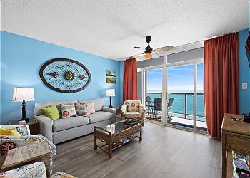Crescent Keyes 1204 - Oceanfront - Crescent Beach Section, a Vacation Rental in Myrtle Beach