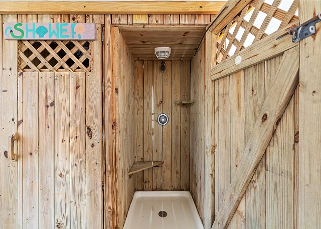 Runaway Bay - 3rd Row - Beach House - Crescent Beach 34