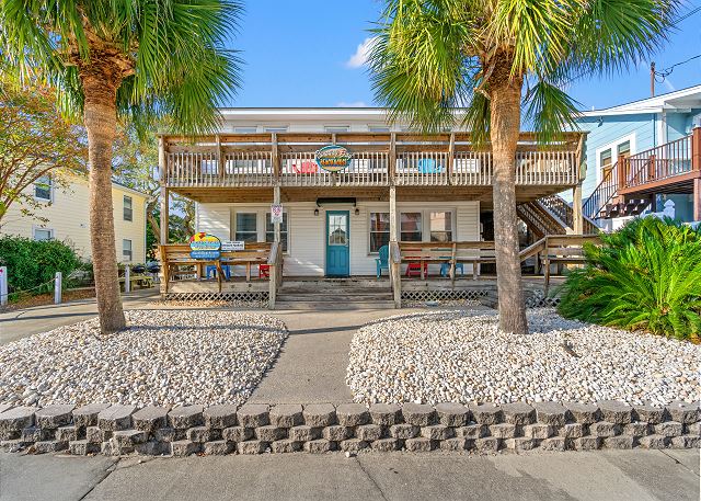 Runaway Bay - 3rd Row - Beach House - Crescent Beach 2