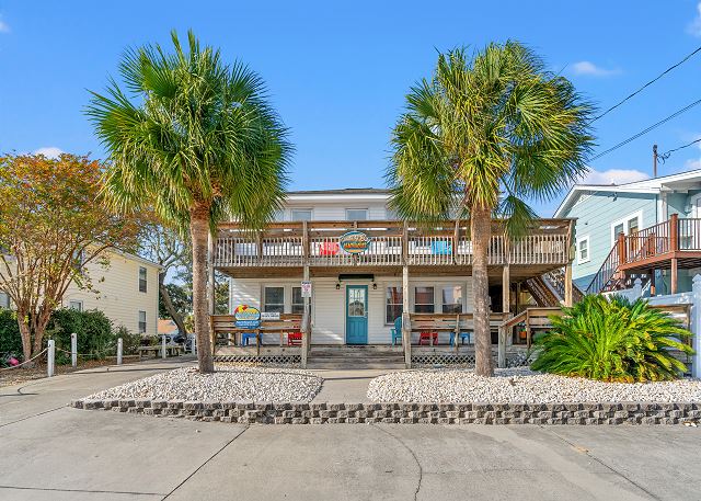 Runaway Bay - 3rd Row - Beach House - Crescent Beach 38