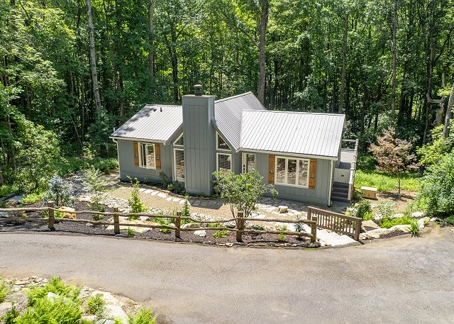Holly Forest Hideaway