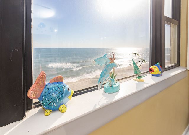 Summer Winds 501 | Grand views of the beach from this ocean front condo!! Great amenities!!