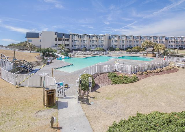 Family Fun at A Place at the Beach – 2BR Condo w/ Pool & Waterslide View