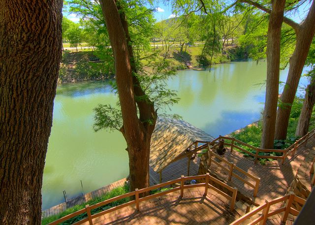Deck, Balcony, Charcoal BBQ Grill, Guadalupe Riverfront , Water Access, Propane BBQ, Fishing, Tubing, Rafting, Swimming, Horse Shoe's, Hammock, 4 Kayaks